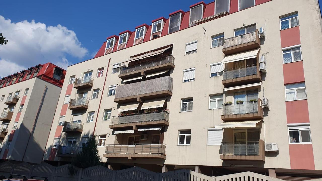 Apartament Tokyo Bucharest Luaran gambar